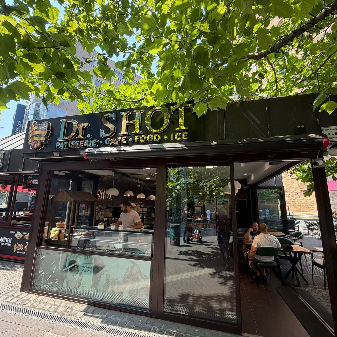 Dr. Shot Dortmund – Eingang Westenhellweg 73