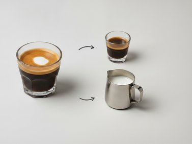 Espresso Macchiato bei Dr. Shot