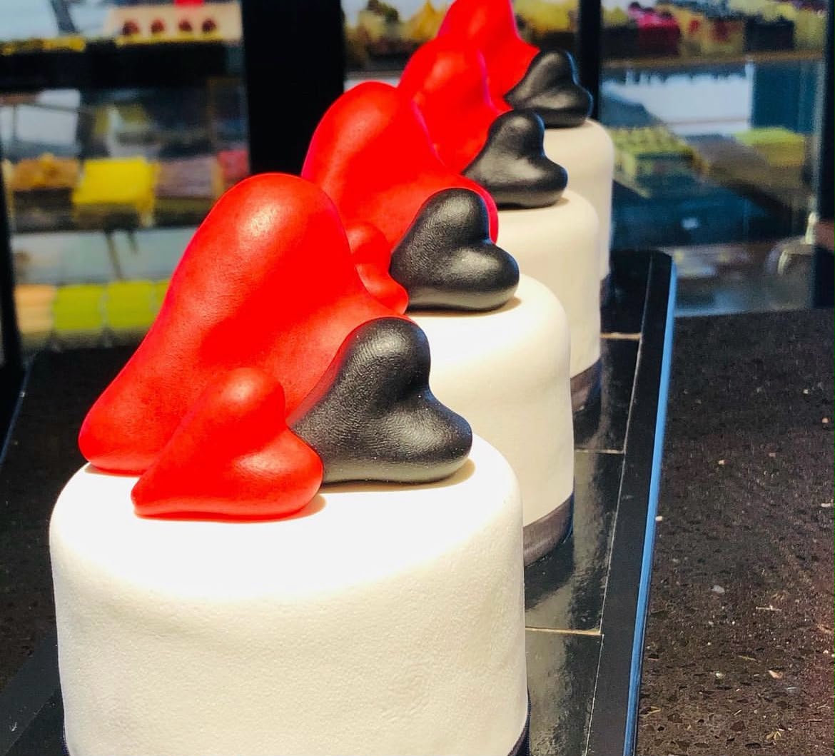 Herz-Fondanttorten bei Dr. Shot