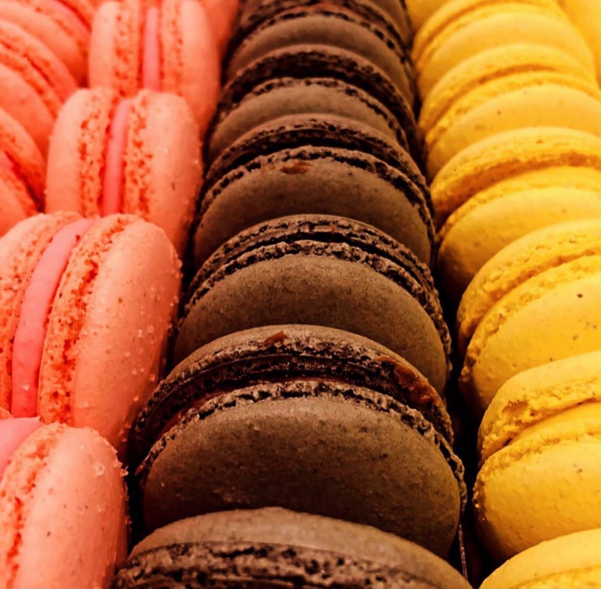 Macarons in Pastellfarben bei Dr. Shot