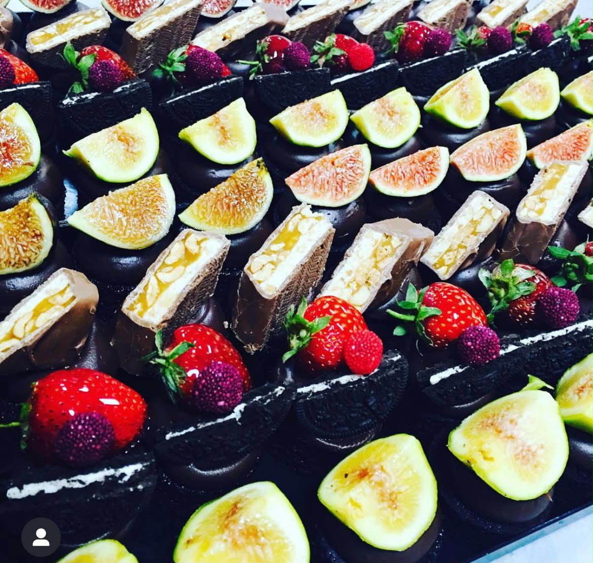 Feine Petit Fours bei Dr. Shot