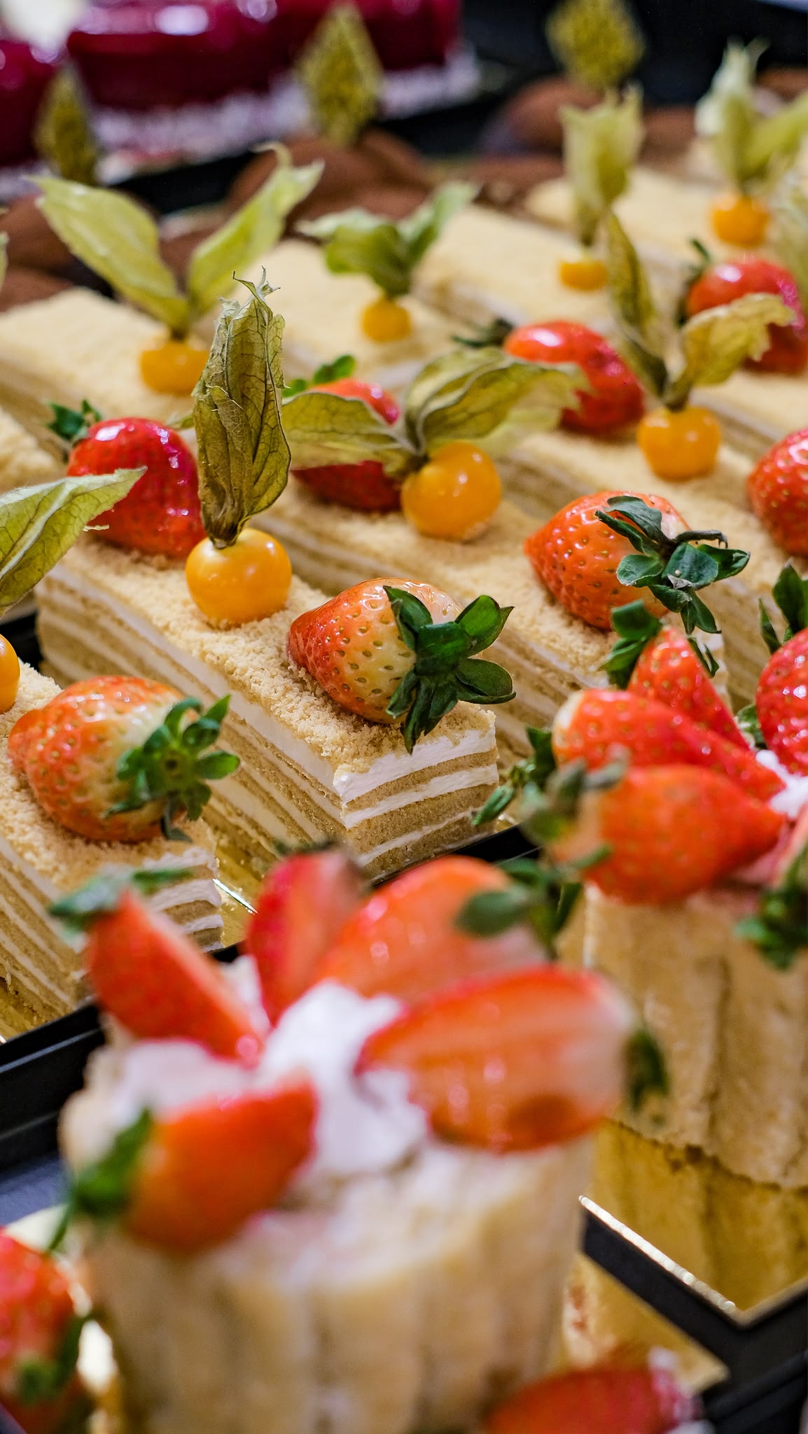 Mille-feuille mit Erdbeeren bei Dr. Shot